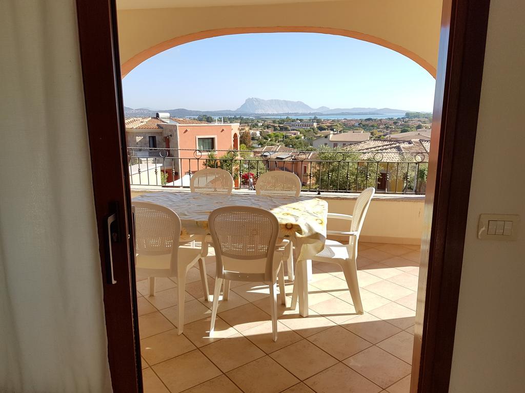 Apartamento Citai Con Splendida Vista Mare San Teodoro  Exterior foto
