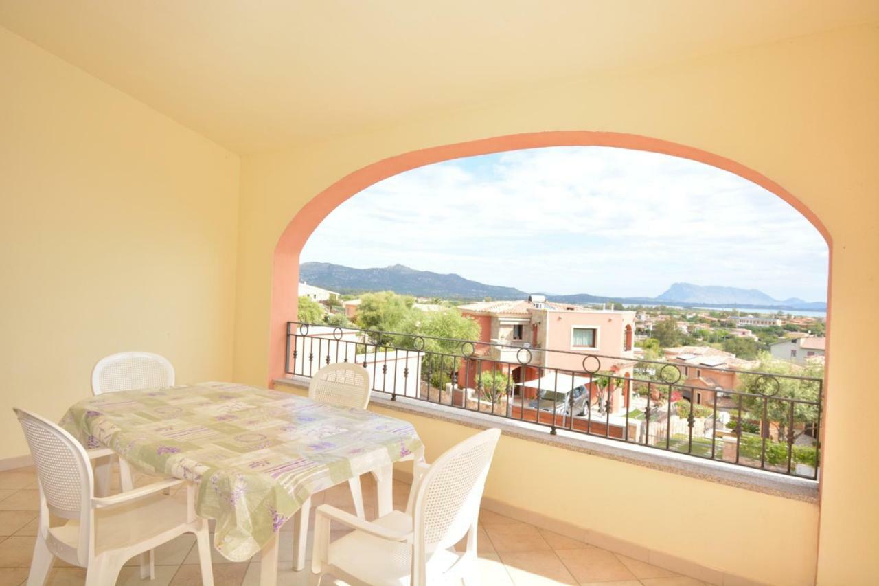 Apartamento Citai Con Splendida Vista Mare San Teodoro  Exterior foto